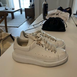 Alexander McQueen white oversized sneaker size 37